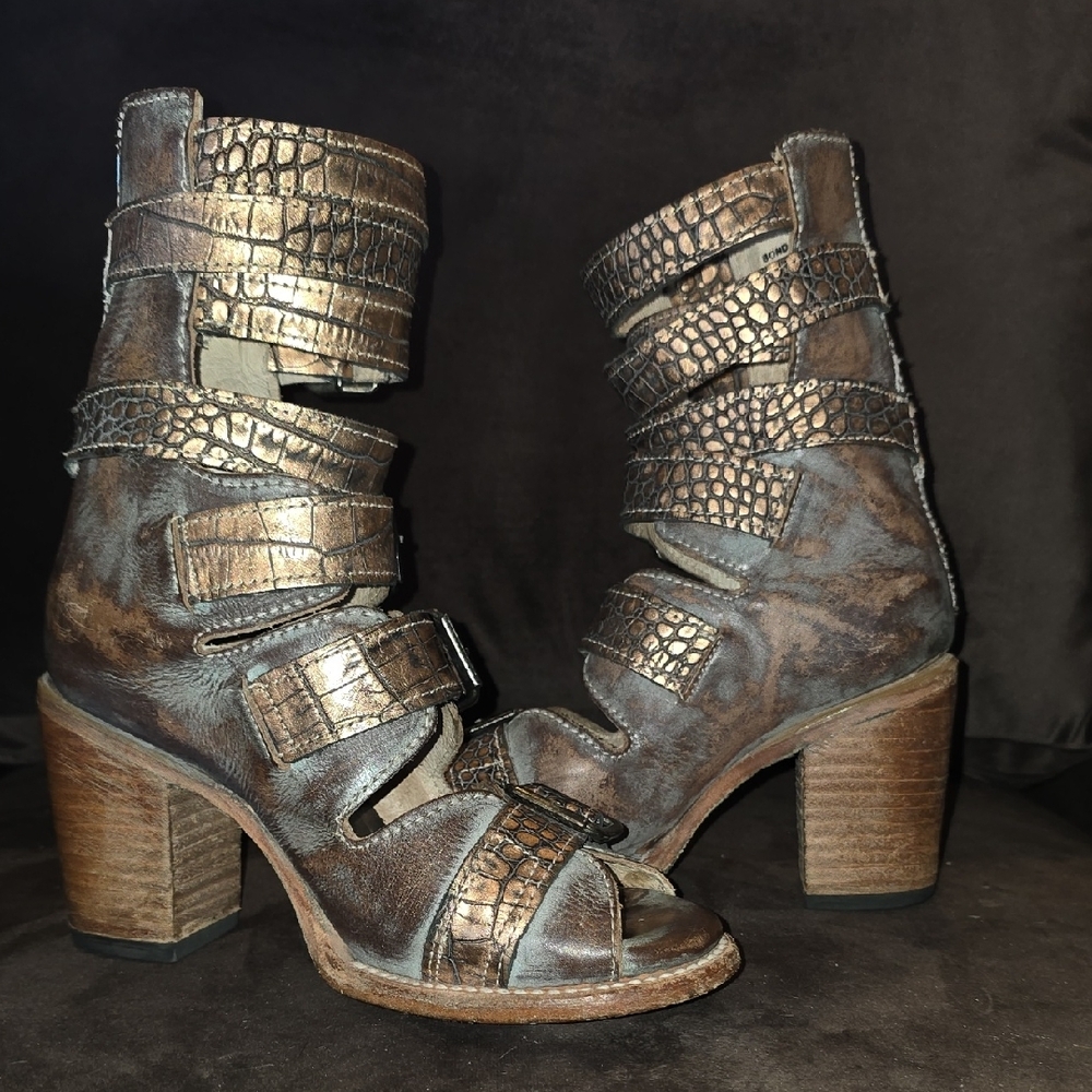 Freebird by Steven Distressed Teal Strappy Buckle Heels - Picture 4 of 5